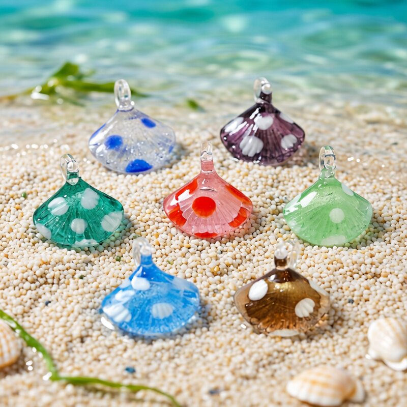 Marine Aquarium Europe - Renkli Mini Deniz Kabuğu Charm Cam